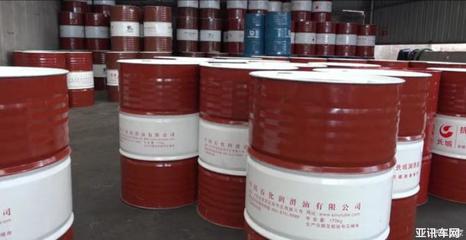 年入3000万 江苏破获特大假冒润滑油案